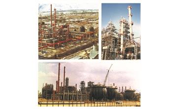 Installation of 4 Main Units of Arak Petrochemical Complex