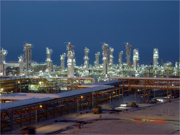 OIL & GAS REFINERIES 4